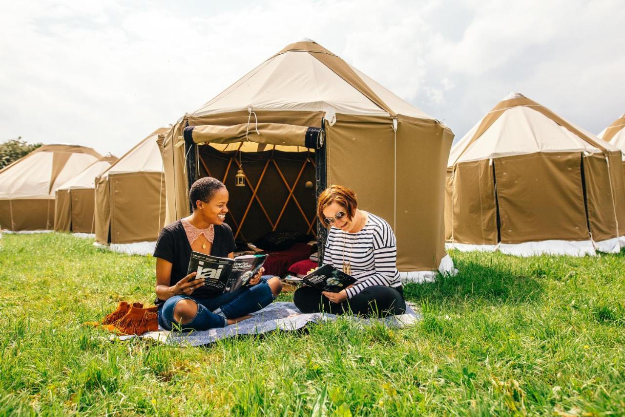 מלון Festival Yurts היי-או-וואי מראה חיצוני תמונה